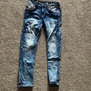 Rock revival 32-34 in great condition
